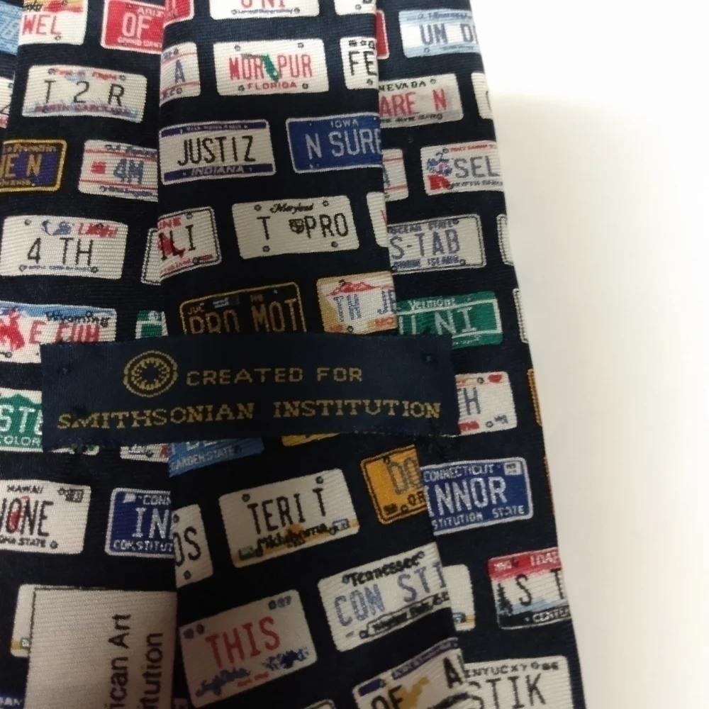 License Plate Men's Silk Tie, fun print, multi color, made in USA,  pre-owned.